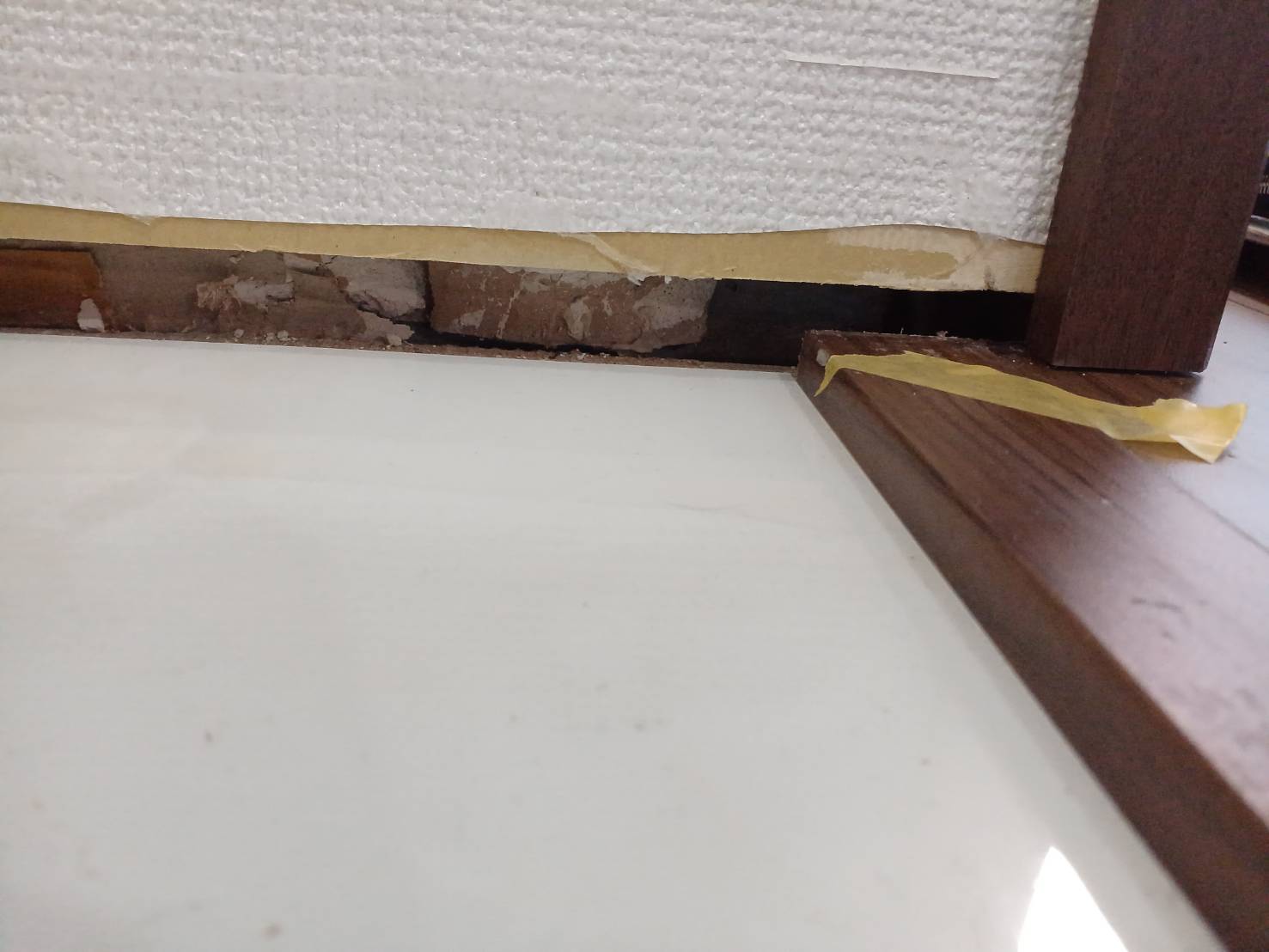 天井、壁ボード補修？